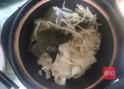 Illustration of how to make noodles 11
