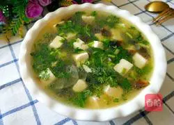 Illustration of how to make preserved egg and tofu soup 14