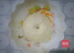 Illustration of how to make pure natural green radish sprouts steamed buns 8