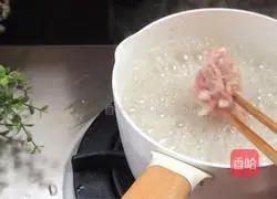 Illustration of how to make cabbage and lean meat noodles 8