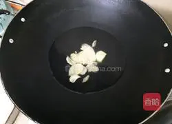 Illustration of how to make fish maw clay pot chicken 3