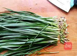 How to make pork and leek dumplings Illustration 7