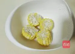 Winter Melon, Pork Ribs and Corn Soup Recipe Illustration 3