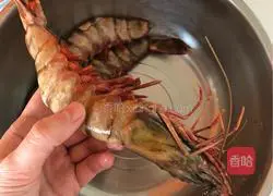 Illustration of how to make bear pizza 14