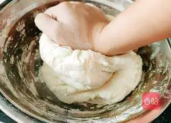 Illustration of how to make beef brisket and wheat ear-shaped buns 4