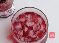Raspberry Illustration of how to make jam cranberry drink 7