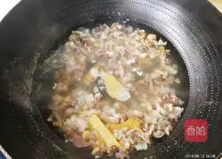 Illustration of how to make cold beef tendon jelly 8