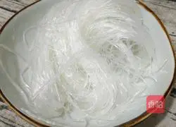 Illustration of how to make mutton vermicelli soup 4