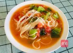 Illustration of how to make tomato and vegetable noodle soup 8