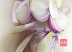 Illustration of how to make scallion oil noodles 1