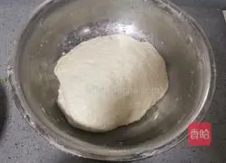 Illustration of how to make Leek and Egg Box 1