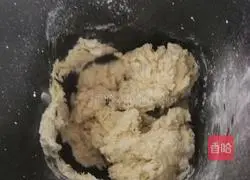 Illustration of how to make chive cheese buns 2