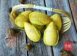 Illustration of how to make small fragrant corn steamed buns 12