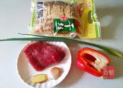 Illustration of Yangzhou dried shredded fried pork shreds 1