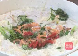 Illustration of how to make egg and tofu soup 12