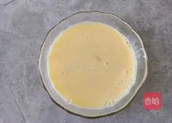 Illustration of how to make bacon and egg burritos 10