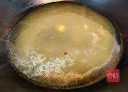 Illustration of how to make fresh vegetable and egg noodles 3