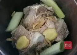 Kapok Pork Bone Soup Recipe Illustration 8