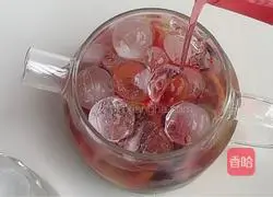Illustration of how to make Sprite Green Orange Cranberry Drink 8