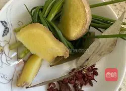 Illustration of how to make pickled cabbage and pork ribs soup 4