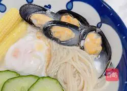 Mussel Soba Recipe Illustration 10