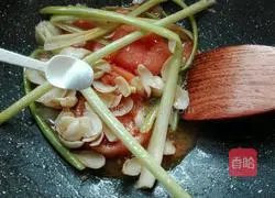 Illustration of how to walk in the snow to find plum blossoms 9