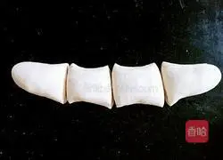 Illustration of how to make Shaanxi fried noodles 4