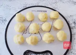 Illustration of how to make brown sugar cake 6