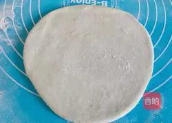 Illustration of how to make puppy steamed buns 2