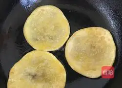 Sesame-filled sugar cake recipe 13