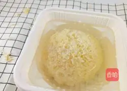 Milk Tremella Fruit Soup Illustration of how to enhance immunity 1