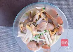 Illustration of how to make sand clam seafood soup 8