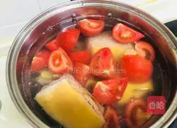 Tomato and Corn Pork Ribs Soup Recipe Illustration 5