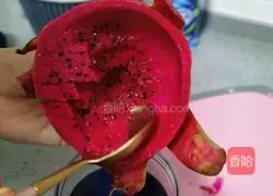 Illustration of how to make dragon fruit pulsating energy ice drink 3