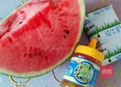 Illustration of how to make watermelon ice cream 1