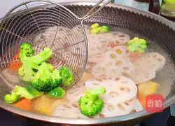 Illustration of homemade spicy hotpot 10