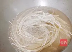 Illustration of how to make tomato and egg noodles 13