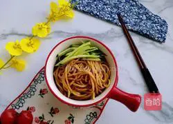 Illustration of Spicy and Fragrant Summer Cold Noodles 13