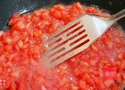 Illustration of how to make tomato and pig trotter soup 6