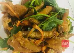 Illustration of how to make spicy and sour chicken feet in summer 8