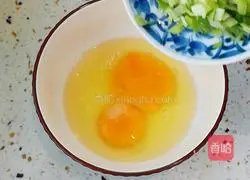 Purple Sweet Potato Egg Pancake Recipe Illustration 6