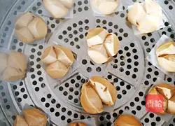 Illustration of how to make brown sugar blossom steamed buns 5