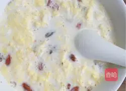 Illustration of how to make milk and egg glutinous rice 6