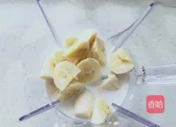 Illustration of how to make banana oatmeal muffins 3