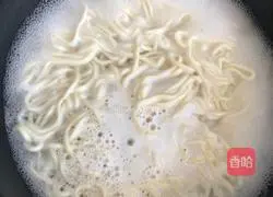 Illustration of how to make Sprite cold noodles 1