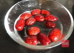 Lily, Red Date and Mung Bean Soup Recipe Illustration 3