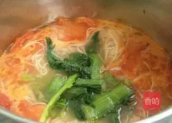 Illustration of how to make tomato and egg noodles 6