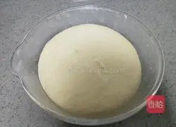 Illustration of how to cut small steamed buns with milk-flavored knife 5