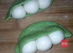 Illustration of how to make pea steamed buns 4