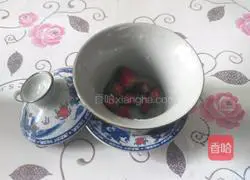 Illustration of how to make rose tea 2